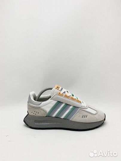 Кроссовки Adidas Retropy