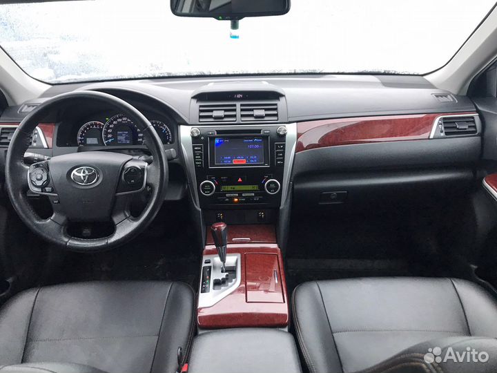 Toyota Camry, 2014
