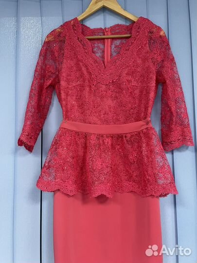 Вечернее платье