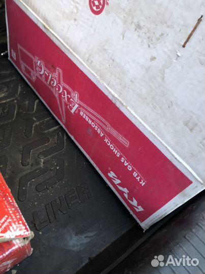 Стойка передняя hyundai solaris/kia rio от 1.4 мт