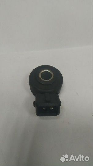 Датчик детонации LADA 2115