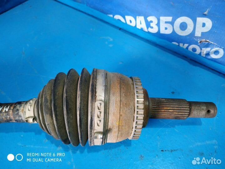 Левый привод Nissan Maxima A33 седан VQ30DE 2001