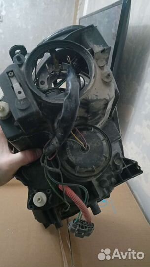 Nissan skyline v35 фара правая