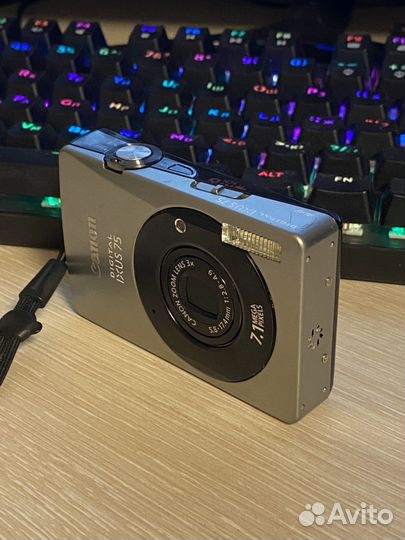Компактный фотоаппарат canon digital ixus 75