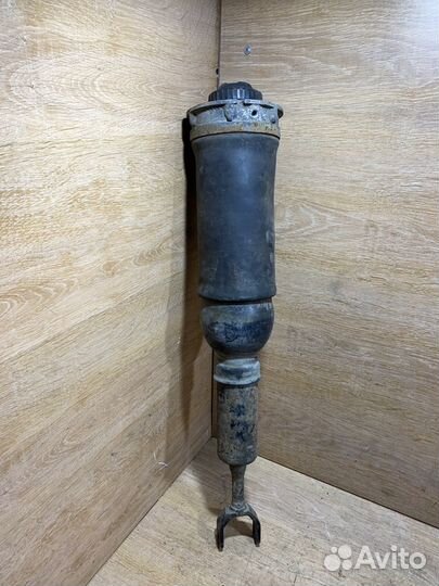 Стойка передняя правая Audi A6 C5 Allroad №3