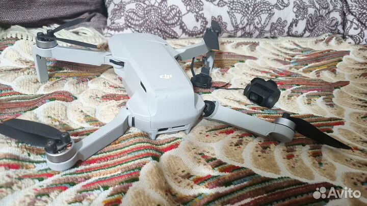 Квадрокоптер dji mini 2 se