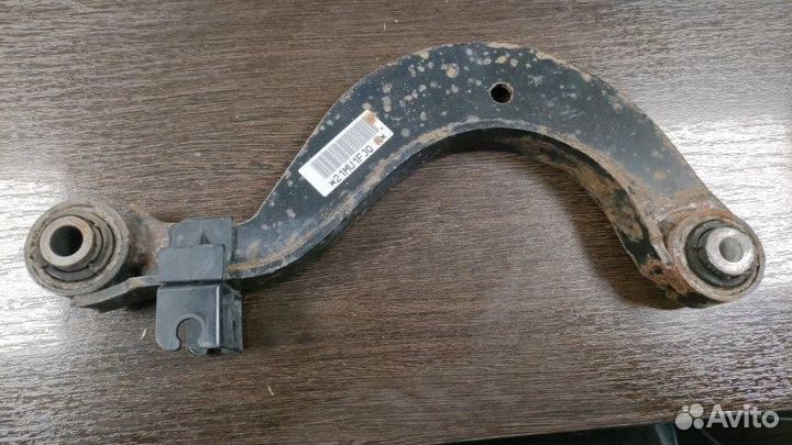 Рычаг подвески верхний задний Skoda Octavia II