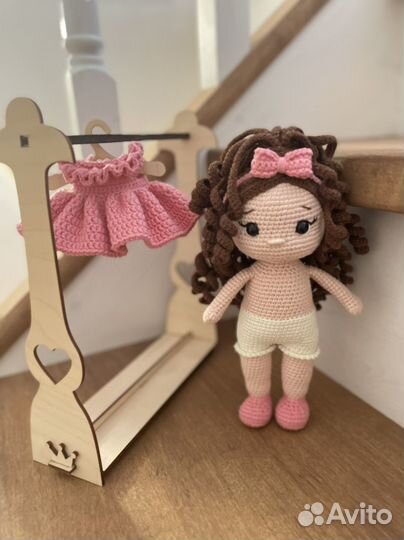 Вязаная куколка, кукла