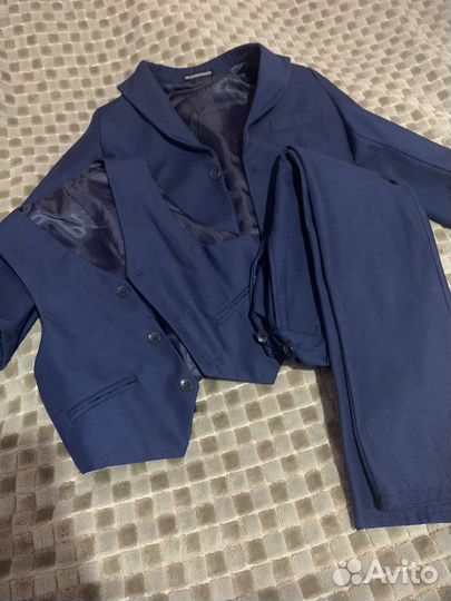 Костюм брючный