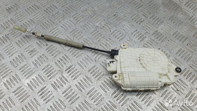 Доводчик двери Kia Quoris