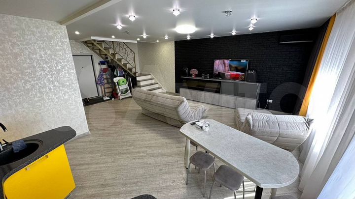 4-к. квартира, 131 м², 13/18 эт.