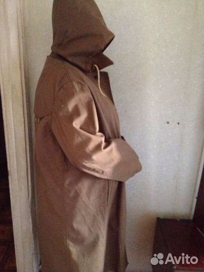 Плащ прорезиненный