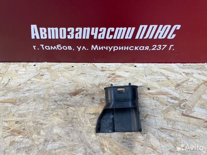 Патрубок воздушного фильтра Renault Logan