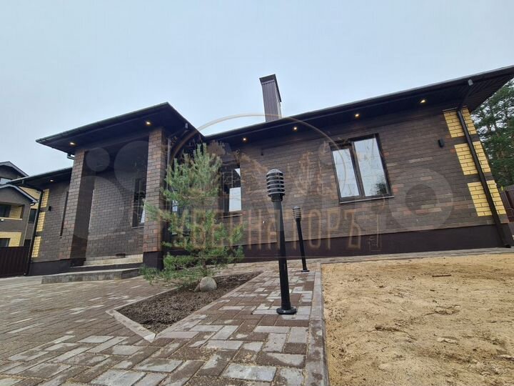 Дом 143 м² на участке 10 сот.