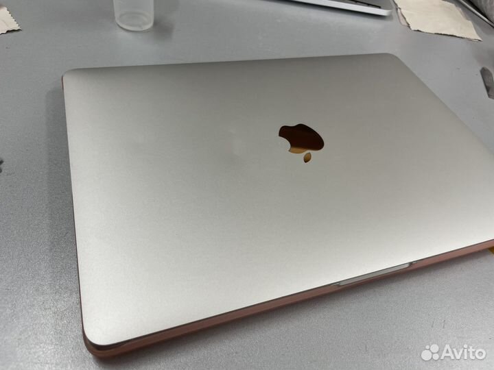 Дисплей Экран MacBook Pro 13 2020 м1 а2338