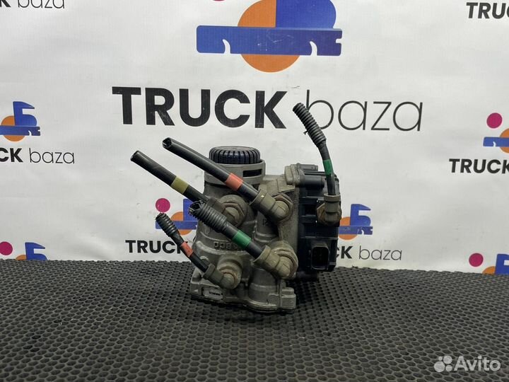 4802040320 Кран управления тормозами прицепа