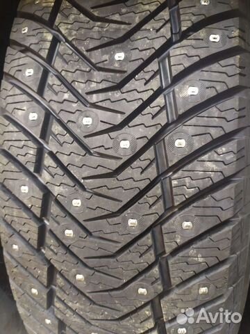 Yokohama IceGuard Stud IG65 225/55 R18