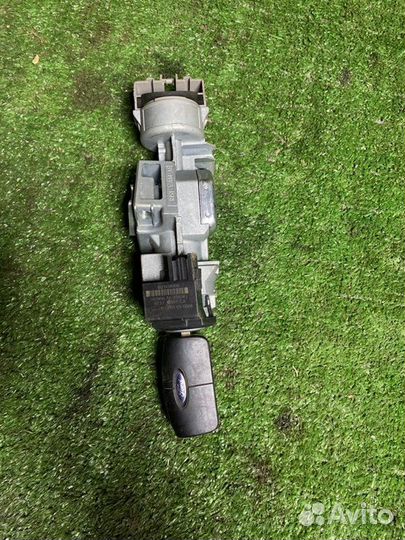 Замок зажигания Ford Focus 2 хетчбек shda BL80017