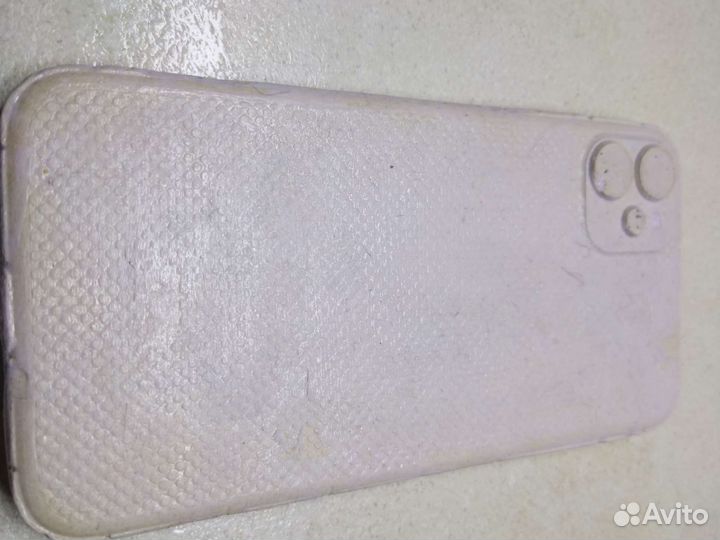 iPhone 11 из гипса