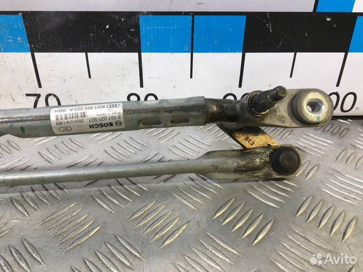 Б/У Трапеция стеклоочистителей Audi A4 B9#001