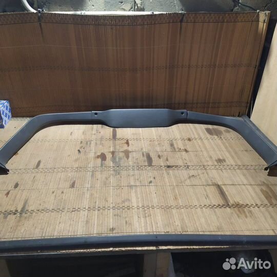 Накладка крышки багажника Ford Focus 2 универсал 1