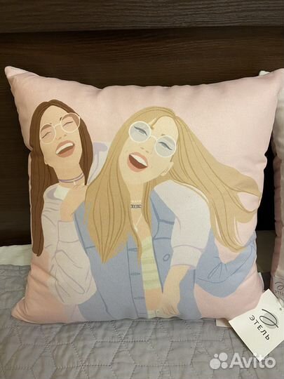 Подушки декоративные новые