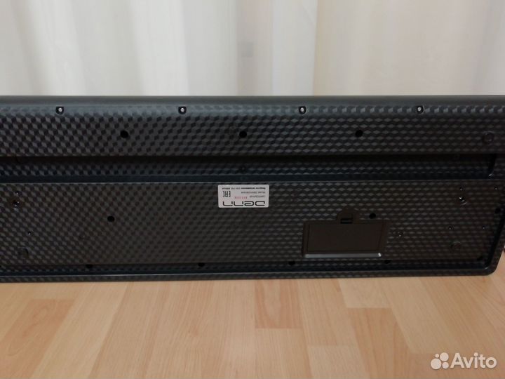 Зарезервирован Синтезатор Denn DEK494