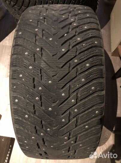 Nokian Tyres Hakkapeliitta 8 SUV 245/45 R19 и 275/40 R19 202T