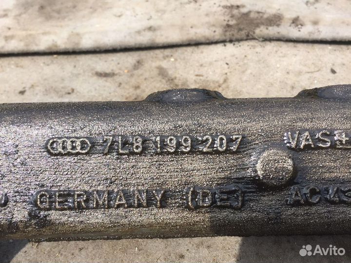 Балка подмоторная Audi Q7