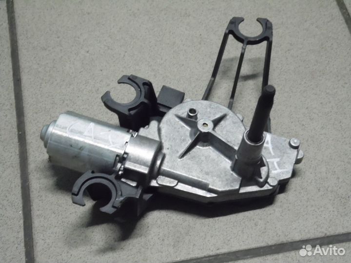 Мотор стеклоочистителя задний Ситроен С4