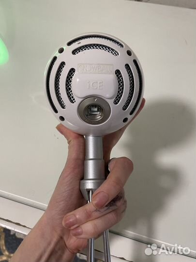 Микрофон blue mic blue snowball