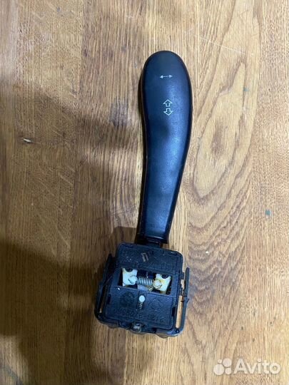 Подрулевой переключатель световых приборов ваз