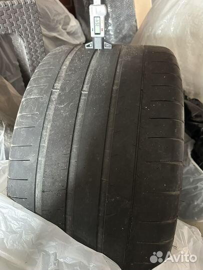 Michelin Pilot Super Sport 295/30 R20