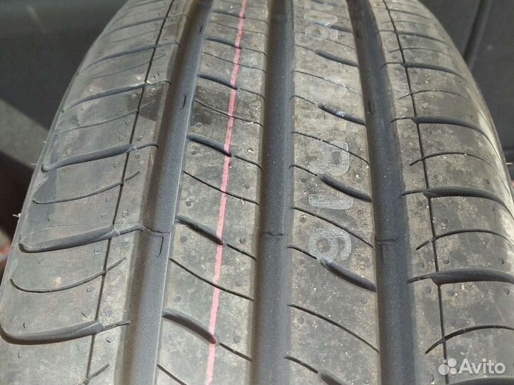 Kumho Solus SA01 Plus 205/65 R16 95H