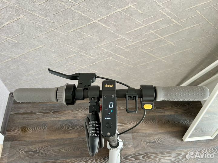 Электросамокат Ninebot kickscooter MAX G30LP