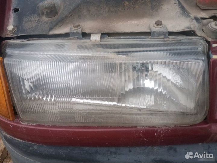 Фара передняя Seat Toledo 1992