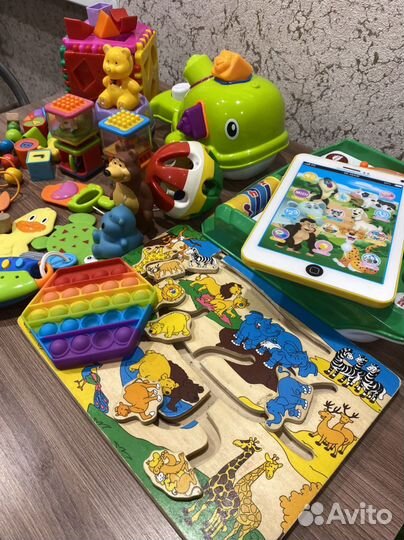 Развивающие игрушки пакетом