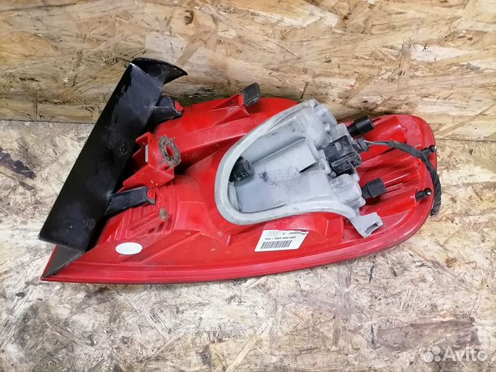 Фонарь левый Audi A4 B8 wagon dorest