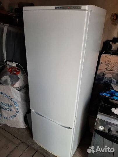 Холодильник двухкамерный Atlant