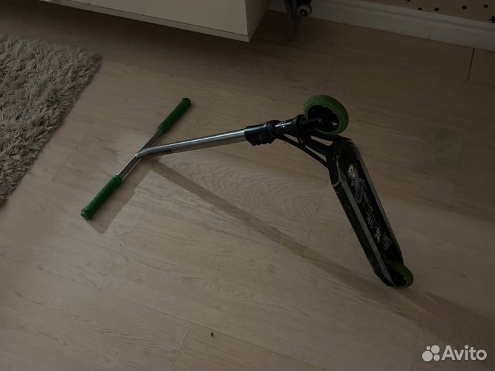 Кастомный трюковой самокат