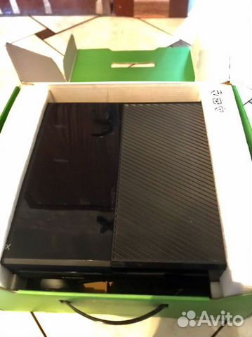 Xbox One в отличном состоянии с дисками