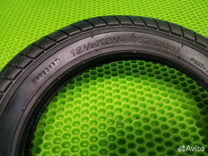 Покрышка 12 1/2х 2 1/4 (57-203) на коляску, новая