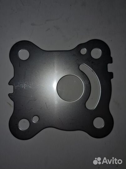 Пластина помпы Хонда 9.9-20 19231-ZW9-000 оригинал