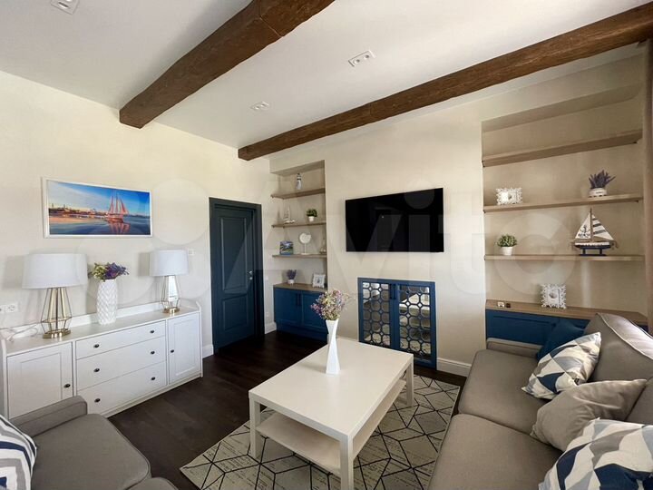 Дом 175 м² на участке 6 сот.