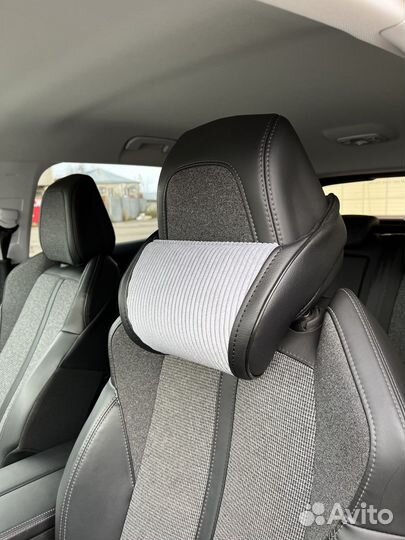 Автомобильная подушка на подголовник для шеи