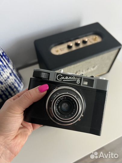 Плёночный фотоаппарат смена