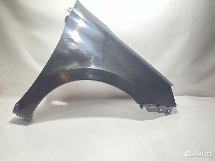 Крыло переднее пластиковое грантафл под повортник