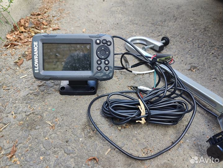 Эхолот lowrance hook2 4x