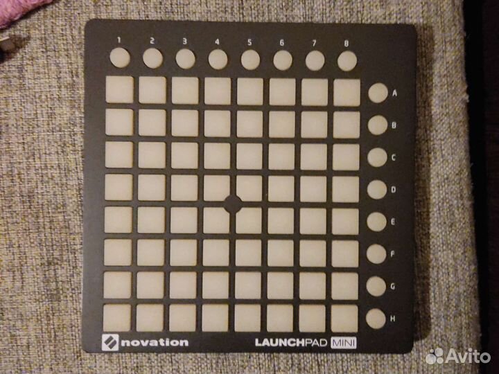 Novation launchkey mini