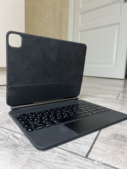 Apple magic keyboard iPad